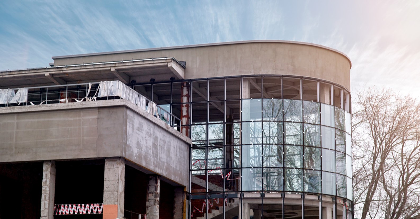 5 Signs That You Need Concrete Repair & Restoration In Commercial Buildings